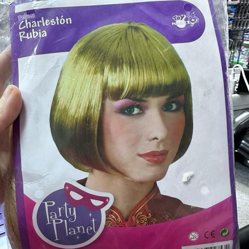 BLONDE CHARLESTON WIG